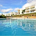 18 Monte B, Miraflores, 2 Pools, Peaceful Views *